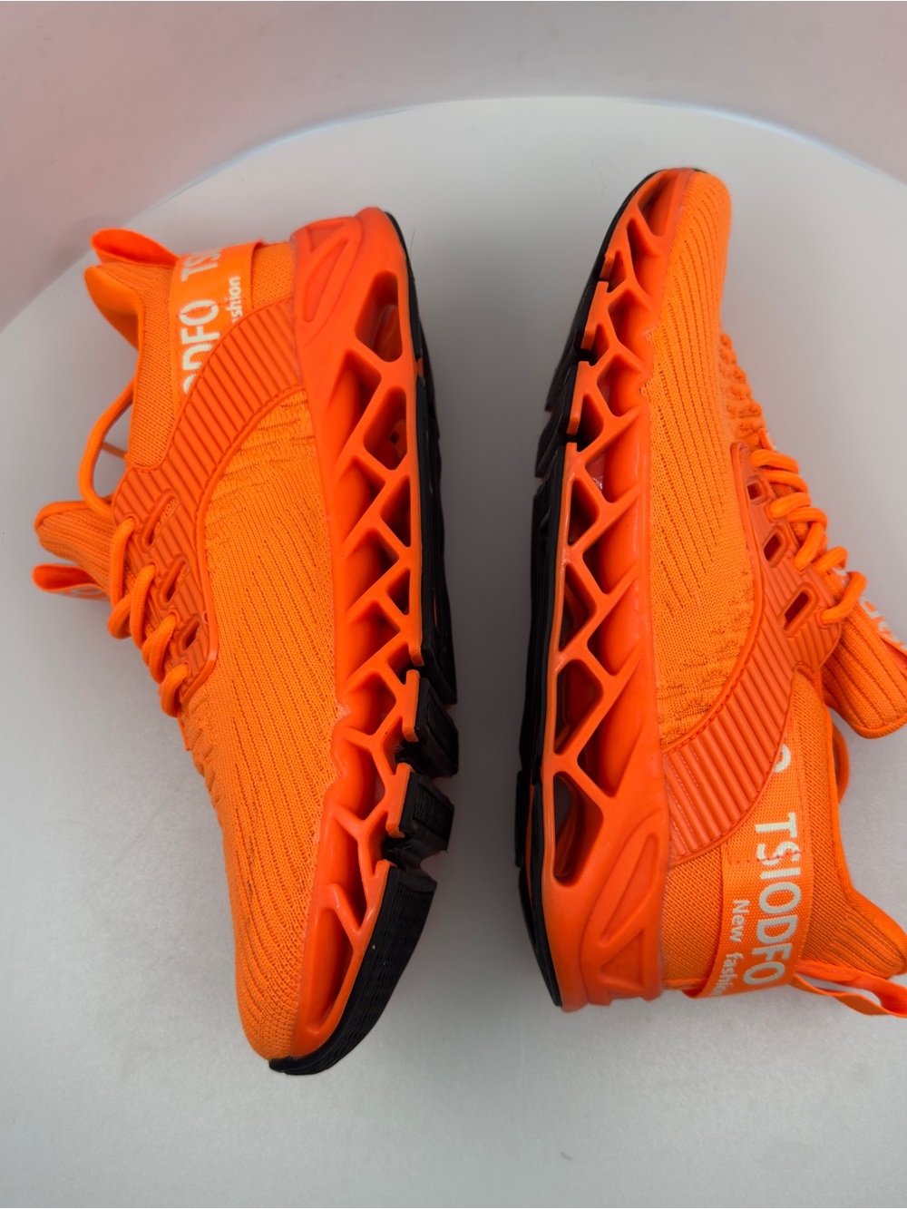 Orange Glow running tennis shoes | Size 7 sneakers | pickleball gym work out - Picture 10 of 12